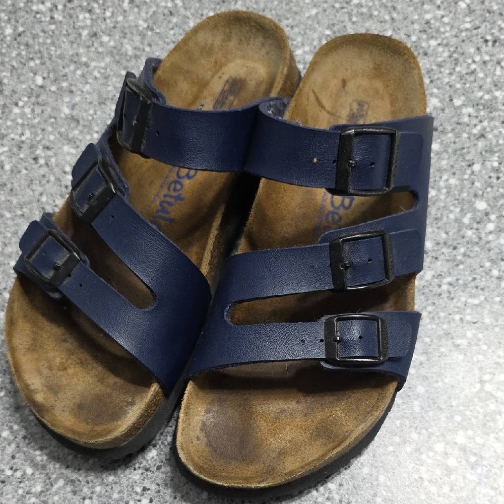 Betula Sandals - Picture 3 of 9